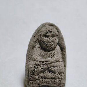 หลวงปู่ทวด พ่อท่านเขียว วัดห้วยเงาะ ต่อมหามงคล ต่อดวงต่อโชคต่อลาภ AC1457