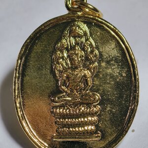 หลวงปู่ม่น วัดเนินตามาก เหรียญปรก 7 รอบ กล่องเดิม AC3644