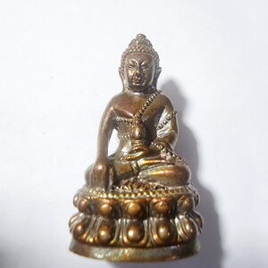 หลวงพ่อทอง วัดบ้านไร่ นครราชสีมา พระกริ่งไพรีพินาศ ก้นเงิน (AC926)