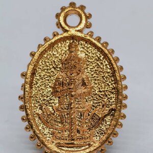 ครูบาเเบ่ง วัดบ้านโตนด นครราชสีมา ท้าวเวสสุวรรณ รุ่น รวยพันล้าน KA1738