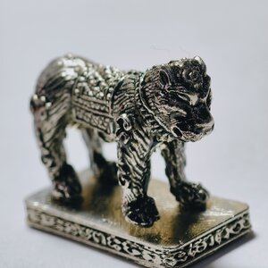 หลวงปู่มหาสิลา วัดโพธิ์ศรีสะอาด รูปหล่อ ราชาพยัคฆ์ จัดสร้างเอง AC2468