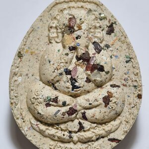 หลวงพ่อพัฒน์ วัดห้วยด้วน ปิดตาคุณพัฒน์พันล้าน มวลสารสี่ภาค (AC2908)