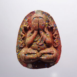 หลวงปู่นิ่ม วัดพุทธมงคล พระผงปิดตา เงินล้าน กนกข้าง วาระ ๘ รอบ (KP3162)