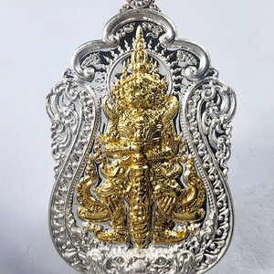 หลวงพ่อสุชาติ ท้าวเวสสุวรรณ เทพประทานพร เนื้อเงิน (KA586)