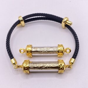 อาจารย์เปลี่ยน หัทยานนท์ ตะกรุดแก้จน (พร้อมสร้อยข้อมือเชือกดำ) 68 KM123