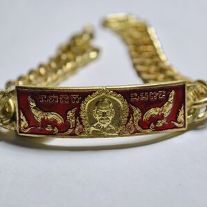 หลวงพ่อพัฒน์ วัดห้วยด้วน เลส ชนะจน ลงยา แดง ขนาด 3บาท ความยาว 7 นิ้ว กล่องเดิม AC7231