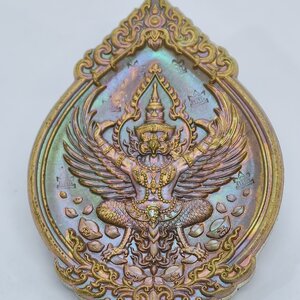 หลวงพ่อรวย พญาครุฑ ดวงเศรษฐี โค้ดรอบ ฝังเพชร (KA2254)