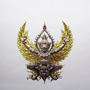 พญาครุฑประสิทธิเศรษฐี วัดใหม่เทพประสิทธิ์ จังหวัดเพชรบูรณ์ ไวท์บรอนซ์ ปีกทองเทวา (KP4655)