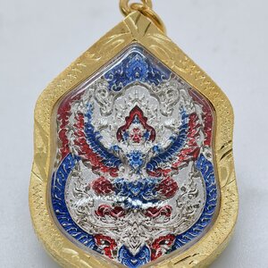 หลวงปู่อิ่ม วัดทุ่งนาใหม่ หล่อโบราณ พญาครุฑ รวยชนะจน 999 ปี 2566 องค์เพ้นท์สี พร้อมเลี่ยม (AC2866)