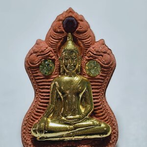 ครูบากฤษณะ อาศรมบ้านสวนพุทธศาสตร์ ยอดขุนพล ขุนแผน นาคปรก แดง KA1744