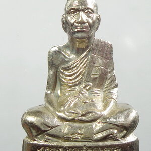 รูปหล่อรุ่นแรก หลวงพ่อทอง วัดบ้านไร่ นครราชสีมา กล่องเดิม