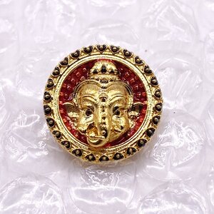 พระอาจารย์อำนาจ พระคเณศน้อย รุ่น หัวใจโภคทรัพย์ เหรียญโภคทรัพย์คเณชา เนื้อบรอนซ์ อาบทองลงยาแดง KM259