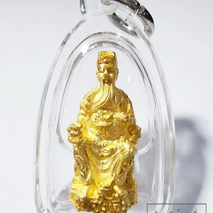 หลวงปู่คีย์ วัดศรีลำยอง จ.สุรินทร์ ไฉ่ซิ่งเอี๊ยนั่ง ลอยองค์ ชุบเงิน พ่นทราย พร้อมเลี่ยม (KP6361)