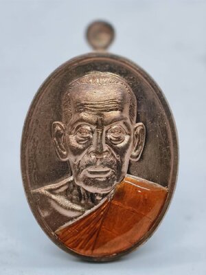 หลวงพ่อพัฒน์ วัดห้วยด้วน เหรียญพญาไก่ รวยรับทรัพย์ ลงยา หน้าหลัง กล่องเดิม AC1784