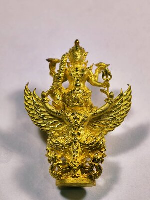 หลวงพ่อสิน วัดละหารใหญ่ ระยอง นารายณ์ทรงครุฑ รุ่นแรก ดวงเศรษฐี KA1036