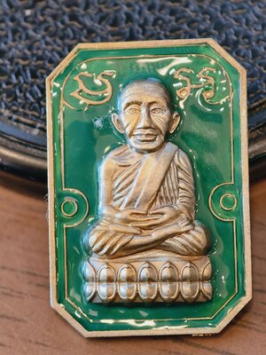 หลวงปู่ทวด หลวงปู่มหาศิลา วัดพระธาตุหมื่นหิน เหยียบน้ำทะเลจืด รุ่นเศรษฐี 168 KA2814