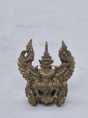 พระอาจารย์ละ วัดสร้อยสุวรรณ พญาครุฑ 9 หน้า เจริญพร ปี 2559 AC1784