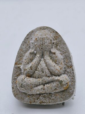 หลวงพ่อพัฒน์ วัดห้วยด้วน พระปิดตาปลดหนี้ รวย รวย รวย AC1247