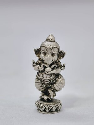 หลวงปู่ดวงมหาเศรษฐี วัดหนองไผ่ คเนศวร์น้อยร้อยล้าน KA1748