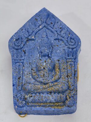 หลวงปู่มหาศิลา สวนสงฆ์แกเปะ ขุนแผน ล้านรวยรวย หลัง พระคาถาหัวใจขุนแผน เจ้าน้ำเงินโรยตะไบทอง KA4211