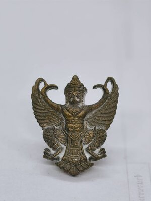 พญาครุฑมหาเดช วัดตรีทศเทพ ปี 53 เนื้อทองชนวน เลข222 KA1981