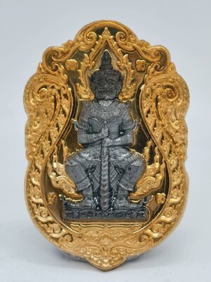 หลวงพ่อพัฒน์ วัดห้วยด้วน ท้าวเวสสุวรรณ ราชาทรัพย์ กล่องเดิม(AC1467)