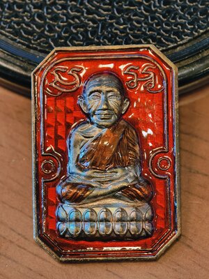 หลวงปู่มหาศิลา วัดพระธาตุหมื่นหิน หลวงปู่ทวด เหยียบน้ำทะเลจืด รุ่นเศรษฐี 168 KA2829