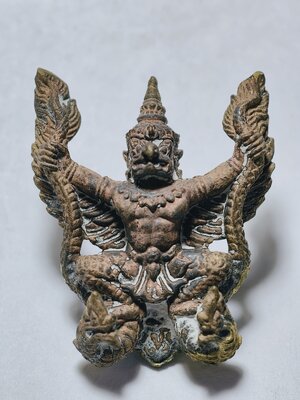 พระครูวิจิตรกาญจนาภรณ์ วัดช่องลิ้ง พญาครุฑ เศรษฐีเงินล้าน กฐิน 59 รุ่นแรก AC2433