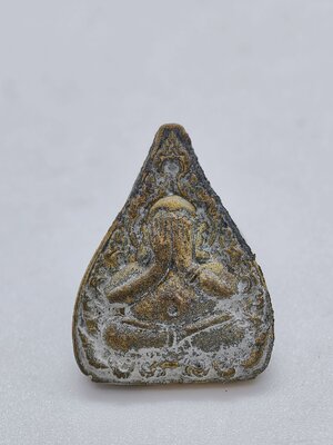 หลวงปู่โต๊ะ วัดถ้ำสิงโตทอง พระปิดตา ย้อนยุค ใบโพธิ์ AC2459