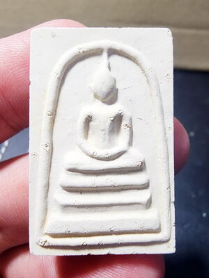 พระสมเด็จ 141ปี วัดระฆังฯ พิมพ์เส้นด้าย โรยผงเก่า (AB5991)