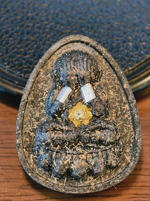 หลวงปู่มหาศิลา ครูบาโชคชัย พระปิดตา จินดามณี รุ่นแรก นำฤกษ์ เลข 4 ตะกรุดเงินคู่ KA422