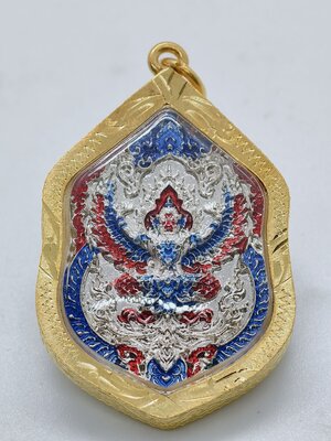 หลวงปู่อิ่ม วัดทุ่งนาใหม่ หล่อโบราณ พญาครุฑ รวยชนะจน 999 ปี 2566 องค์เพ้นท์สี พร้อมเลี่ยม (AC2866)