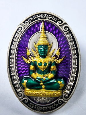 หลวงพ่อพัฒน์ วัดห้วยด้วน พระแก้วมรกต ฉลอง100 ปี ลงยา เนื้อเงิน (KA809)