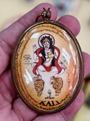 ครูบาคำเป็ง เจ้าแม่กาลี จัมโบ้ ปลุกเสก เต็มสูตร มวลสารเก่า เต็มระบบ KA2739