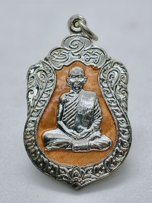 หลวงพ่อพุธ ฐานิโย วัดป่าสาลวัน รุ่น ขุมทรัพย์ ปี 39 ลงยา รุ่นเก่า KA1732