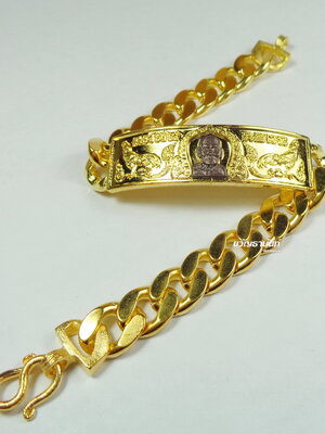 เลส ชนะจน หลวงพ่อพัฒน์ วัดห้วยด้วน ยกหน้ากาก แบล็คโรเดี่ยม ขนาด 3บาท กล่องเดิม ความยาว 7 นิ้ว