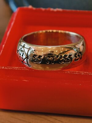 พระอาจารย์ต้อม วัดท่าสะแบง แหวนเสือนอนกิน รุ่นแรก KA2639