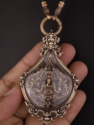 เหรียญมหาราชคชานนท์ หลวงพ่อวิจิตร อนุชาโต สำนักปฏิบัติธรรมพุทธบูชา จังหวัดนครปฐม