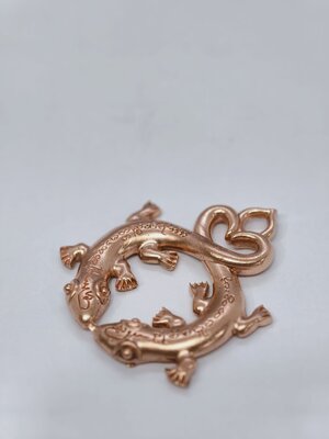 พระอาจารย์เบ๊นซ์ วัดราชา จิ้งจกคู่ รุ่นแรก ซองเดิม KA1799